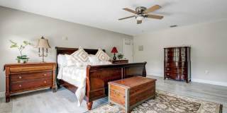 250 E Central Boulevard Gallery 8