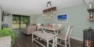 9811 N Hollybrook Lake Dr Gallery 1