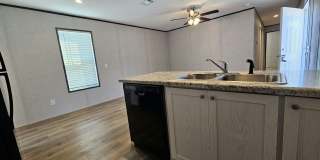527 Suwanee Drive Gallery 3