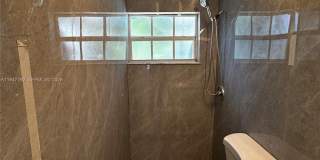 732 Moffett St Gallery 1