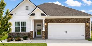 Beautiful 3-Bedroom Home in Desirable Chestnut Ridge Gallery 1