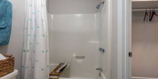 Chase Cove Apartments Gallery 14