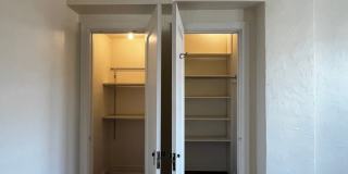 New King Edward Gallery 446