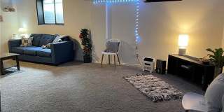 607 Castle Boulevard Gallery 7