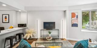 1350 Lake Shore Drive Gallery 11
