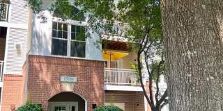 1509 N POINT Drive Gallery 34