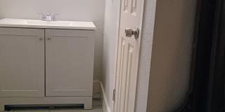 12000 Maple Rock Court Gallery 3