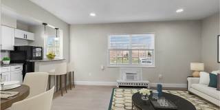 Laurel Court Apartments Gallery 2