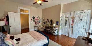 3 BEDS | 2.5 BATHS | WRAP AROUND PORCHES | MIDTOWN Gallery 17