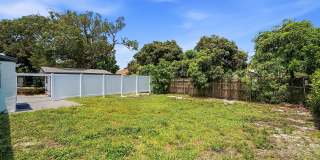 1060 SW 5th Terrace Gallery 21
