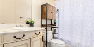 Oro Valley- 3 bedroom/ 3 bathroom home AVAILABLE MID AUGUST! Gallery 23