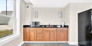 225 Stanley Avenue unit: 204 Gallery 33