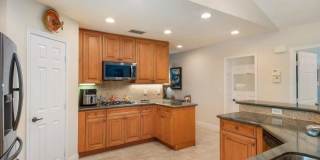 2220 W Pineridge Court Gallery 15