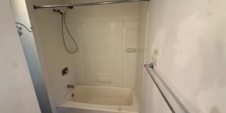 429-431 E. King Street Gallery 7