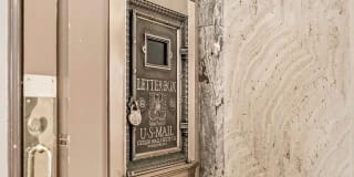 Gravier Place Gallery 19