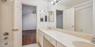6 GOLDLEAF CT Gallery 19