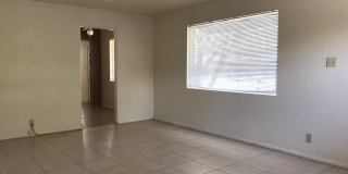 Tempe 3 Bed | 1.5 Bath *Landscaping Included* Close to ASU, Park, Restaurants Gallery 4