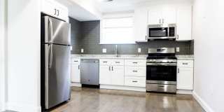 Charming 2 Bedroom -No Broker Fees Gallery 1