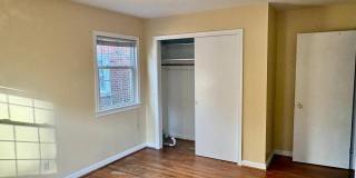 1316 Rowe Street Gallery 16