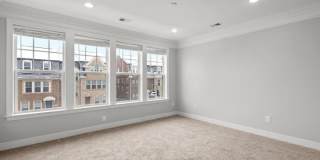 722 CROWN PARK Avenue Gallery 14