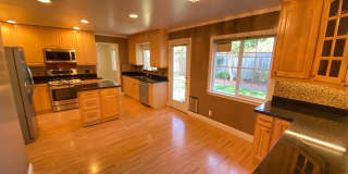 3 Bed 2 Bath Single Family Home In Hayward Gallery 3