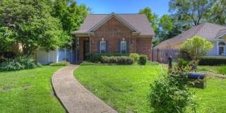 FULLY FURNISHED-  AVAILABLE NOW! 3 Bedroom / 3 Bath Fully- Furnished Brick home Gallery 3
