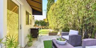 132 N CARSON Rd Gallery 14