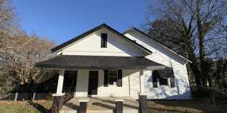 315 Columbia Rd Gallery 1