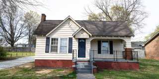 1/2 MONTH OFF * 2-Bed 1 bath | 5 Minutes to Downtown Kannapolis Gallery 1