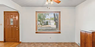 Spacious 3-Bedroom Home with Oversized Garage Space! Gallery 8