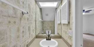 Newly Renovated Beautiful 2 Bedroom Home Gallery 15