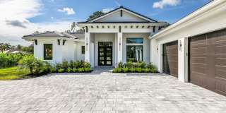 Brand-new contemporary estate on 2.27 private acres Gallery 1