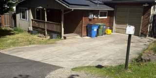 8524 Southeast 28th Avenue Gallery 1