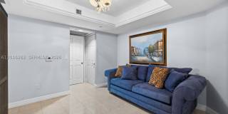 18671 Collins Ave Gallery 29