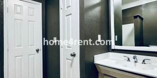 Updated 3 Bed, 2 Bath Ranch Home near Downtown Olathe! Gallery 19