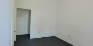 138 Laurel Hill Avenue Gallery 6