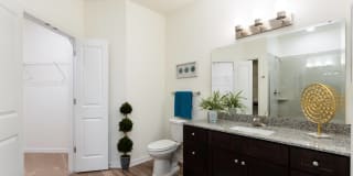 The Oaks on the Lake- Active Adult 55+ Living Gallery 10