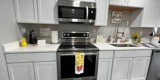 Fully Furnished rental with excellent central location in North cincinnati Suburbs Gallery 33