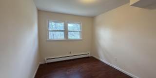 1037 Chipperfield Drive Gallery 15