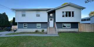 Spacious Mountain View Home in Sugar Loaf – Pet Friendly & Move-In Ready Gallery 1