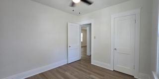 833 Backus Street Gallery 25