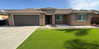 North East Visalia Home Available Now! Gallery 1