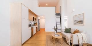 Rowlock Gallery 25