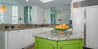 Beautiful Condo Gallery 20