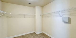 Beautiful Home in the gated community of Churchill Estates Gallery 22