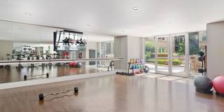 Mallory Square Gallery 15