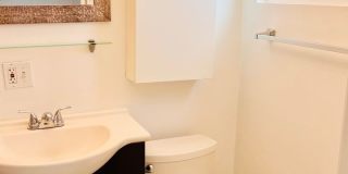 Mid Century Bungalow in prime Clairemont location! Gallery 21