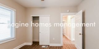915 North Gray Street Gallery 11