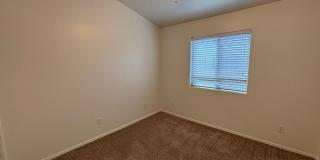 Spectacular 4 Bed/2 Bath House in Rita Ranch! Two Separate Living Areas!! Gallery 14