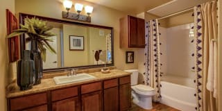 Old Hickory Square Gallery 17